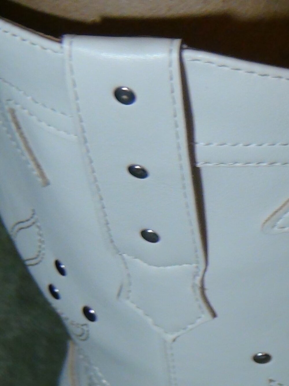 Women's Universal Thread Zipper Studded Western Boots Pointed Size 8 Off-White - Picture 11 of 13